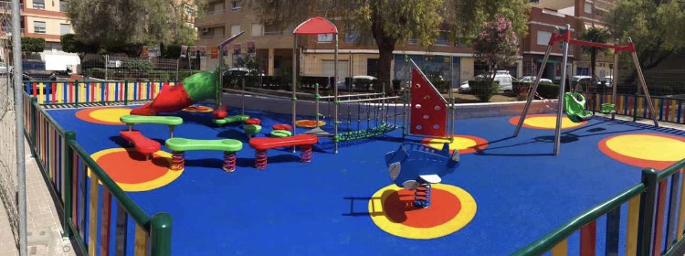 Parque infantil inclusivo